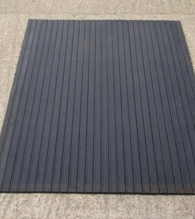 Deluxe Rubber Stable Mat